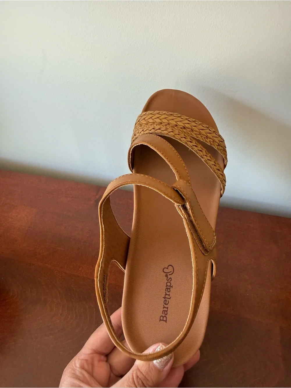 Women’s brand new without tags bare traps sandals